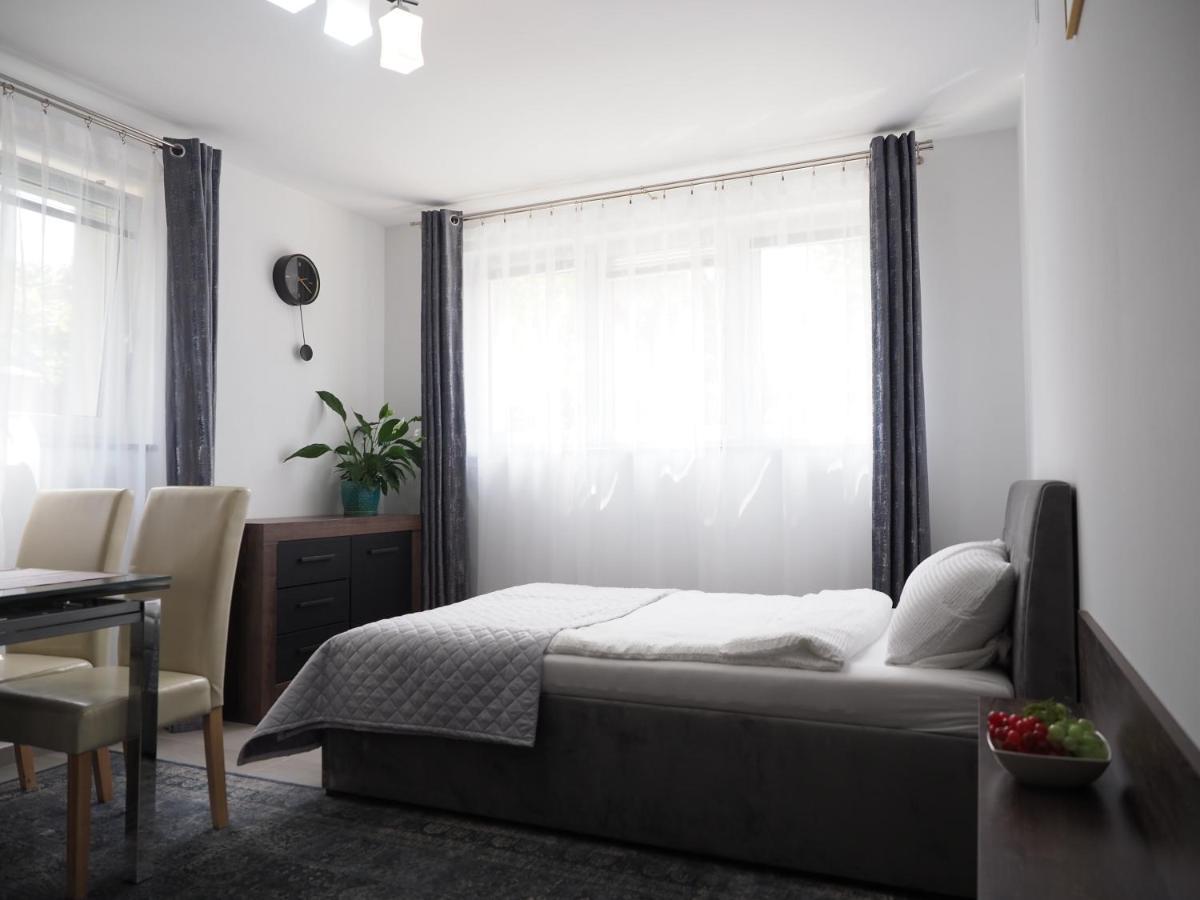 ורוצלב Adobe Apartment - Przytulny I Free Parking מראה חיצוני תמונה