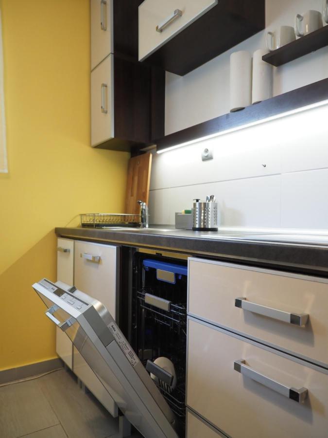 ורוצלב Adobe Apartment - Przytulny I Free Parking מראה חיצוני תמונה