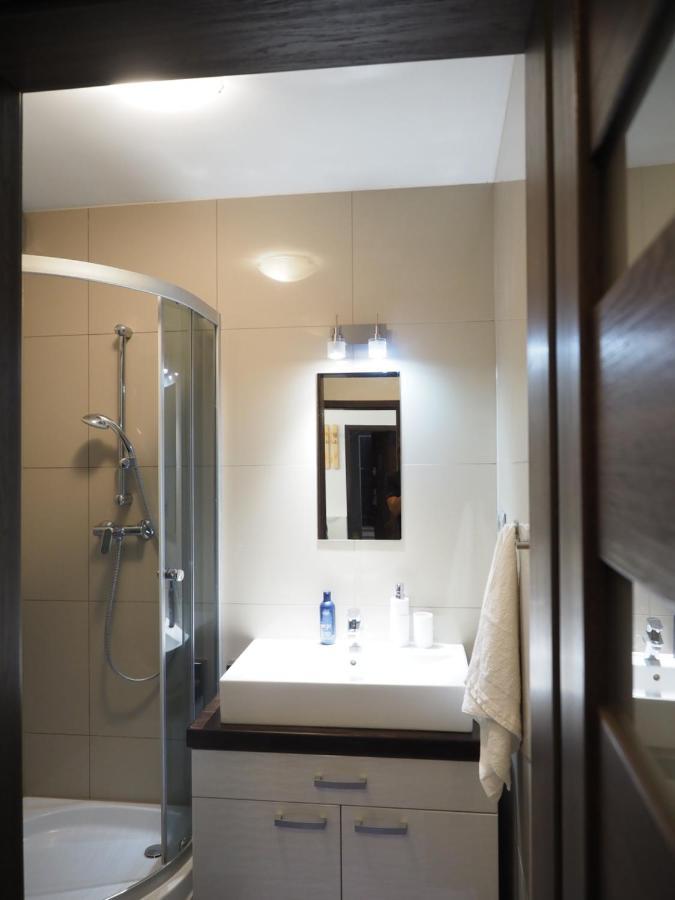 ורוצלב Adobe Apartment - Przytulny I Free Parking מראה חיצוני תמונה